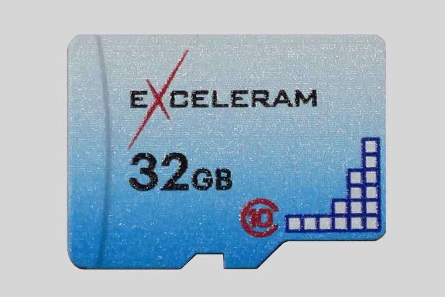 Восстановление данных карты памяти Exceleram